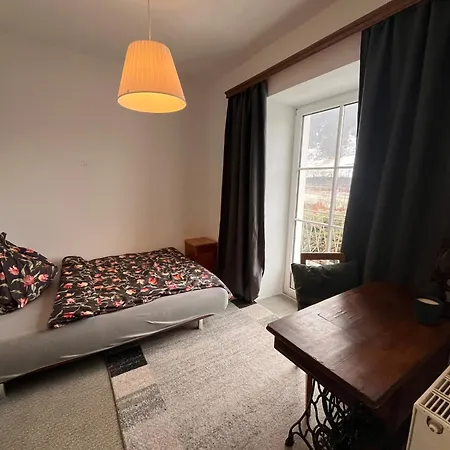 Hubenbauer - Mit Garten Und Parkplatz * Unzmarkt