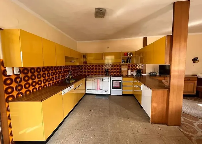 Hubenbauer - Mit Garten Und Parkplatz *