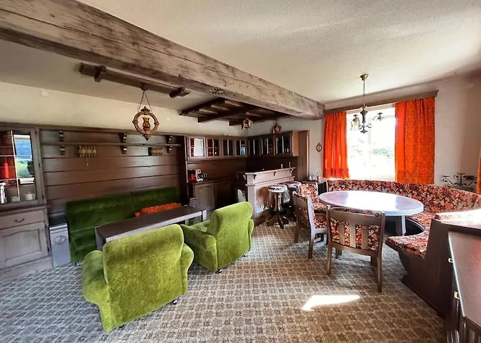 Hubenbauer - Mit Garten Und Parkplatz *