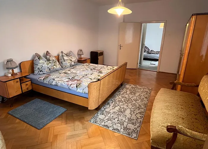 Hubenbauer - Mit Garten Und Parkplatz