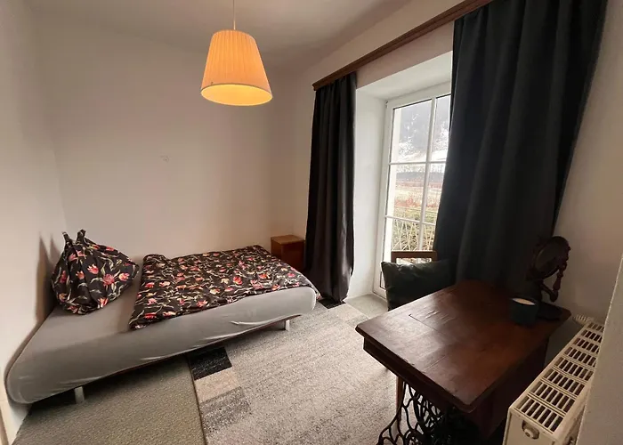 Hubenbauer - Mit Garten Und Parkplatz * Unzmarkt