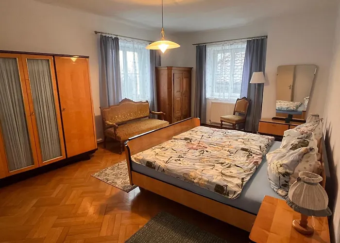 Hubenbauer - Mit Garten Und Parkplatz * Unzmarkt